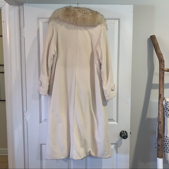 Penny Lane Cream Oversized Fur collar coat - Picture 4 of 8